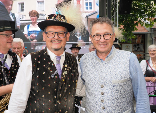 Stadtkapelle Krems gratuliert Othmar Seidl zum 60er